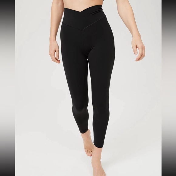 Offline by Aerie High-Waisted Crossover Leggings - Picture 1 of 8